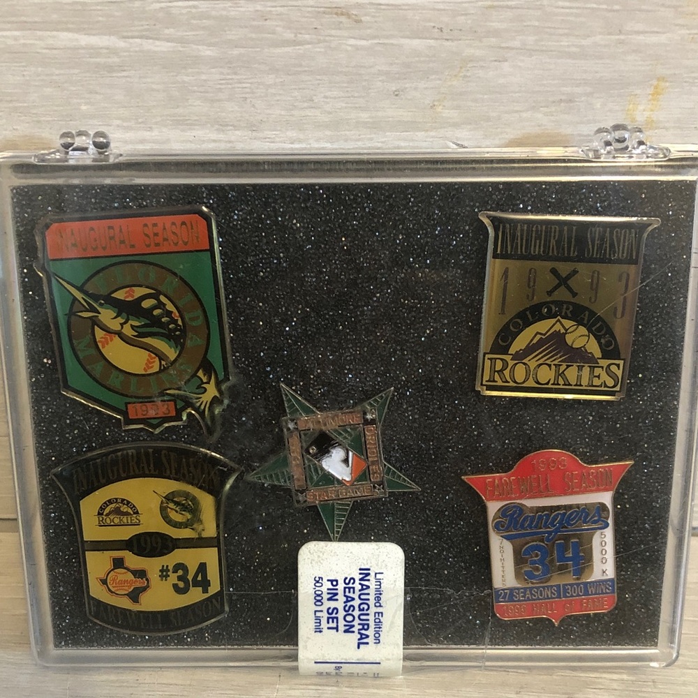 1993 MLB Inaugural Season Limited Edition Pin Set NIB Great Gift